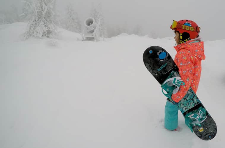 © The Snowboarding Family