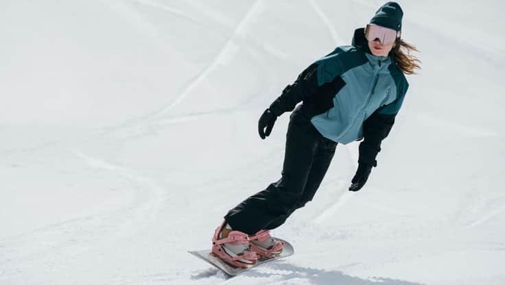 Donne in abbigliamento da neve slim fit